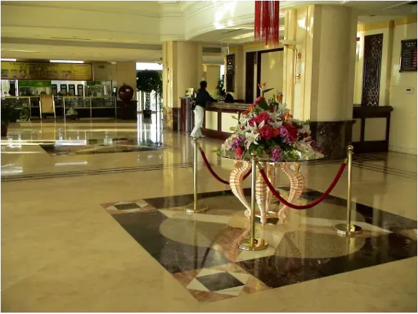 Hałas w hotelu a reklamacja